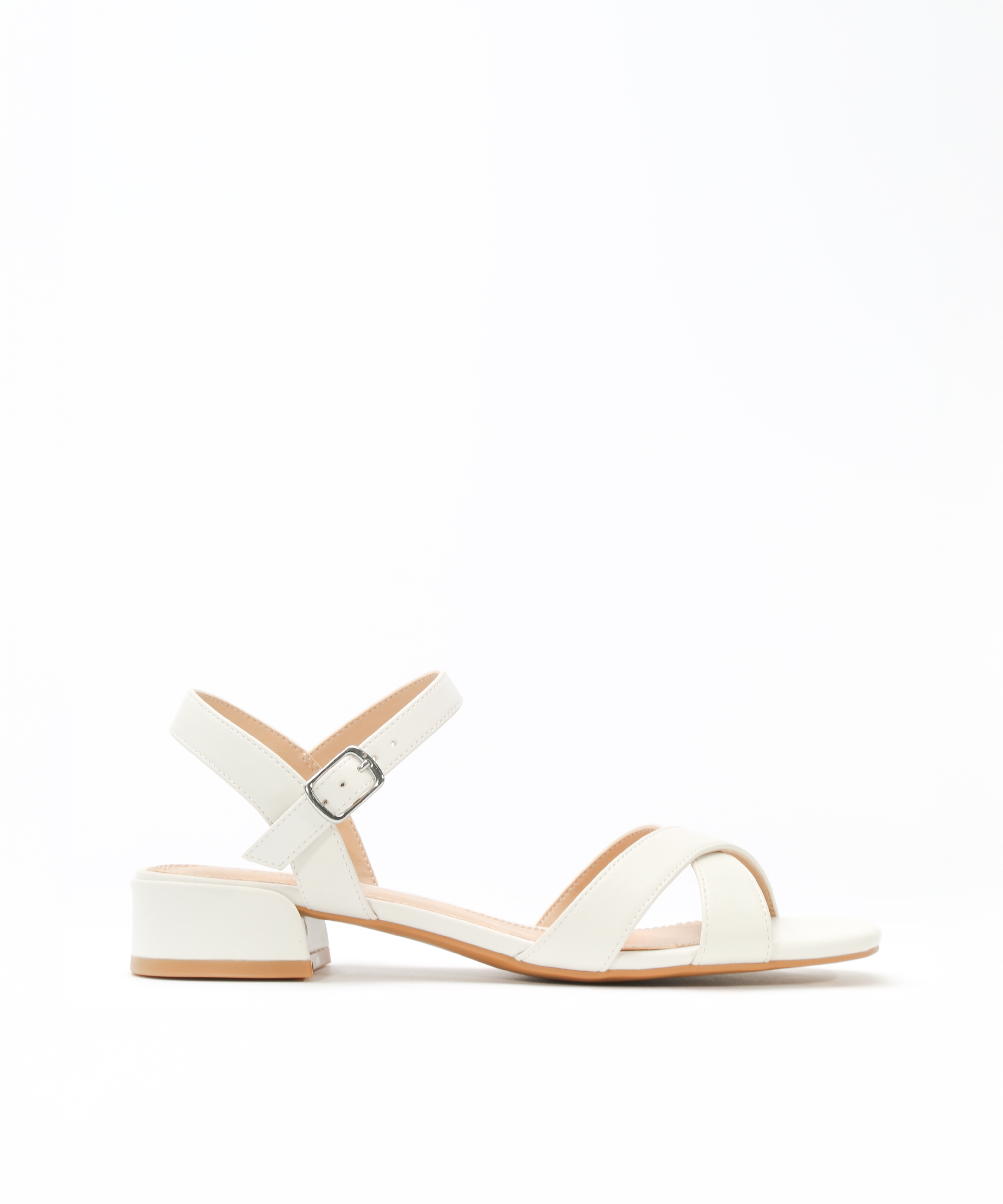 Sandalias tacón bajo